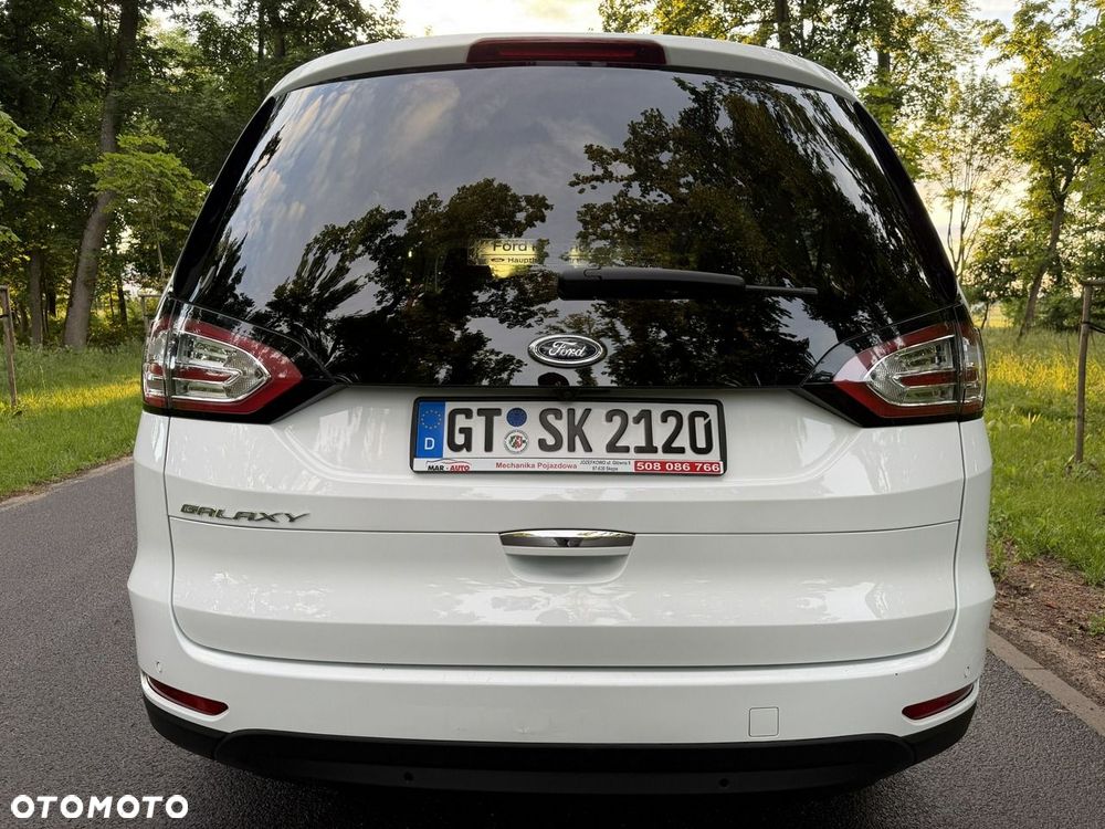 Ford Galaxy - 8