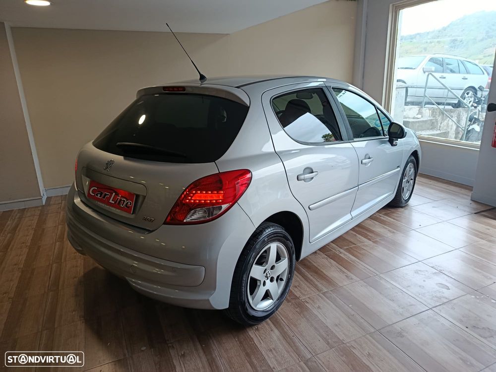 Peugeot 207 1.4 VTi Sportium - 8