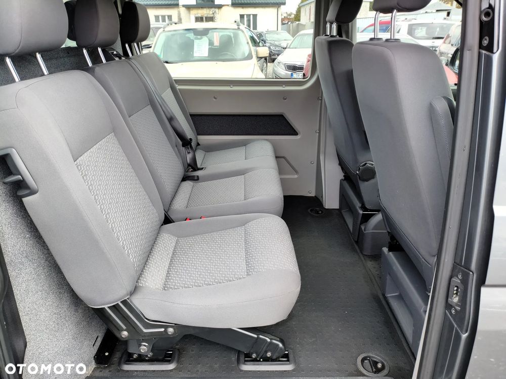 Volkswagen Transporter - 13