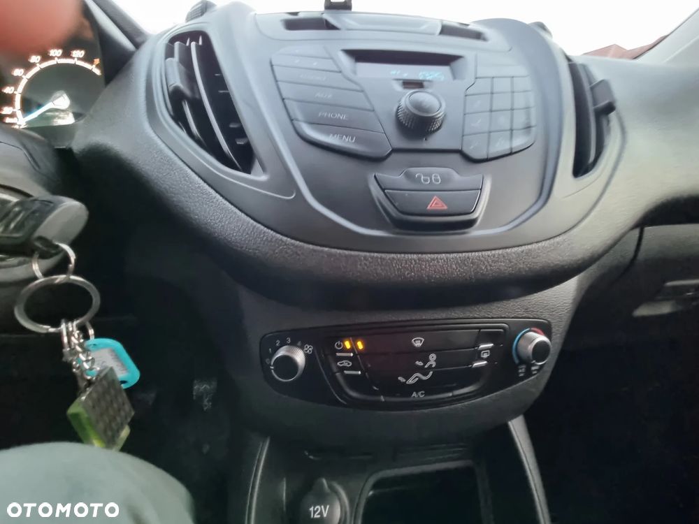 Ford TRANSIT COURIER - 28