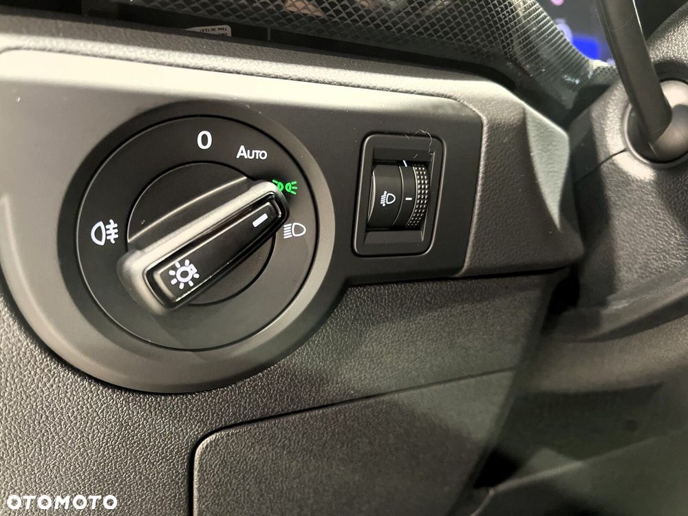 Volkswagen T-Cross - 19