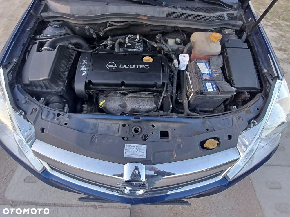 Opel Astra 1.6 Elegance Easytronic - 18