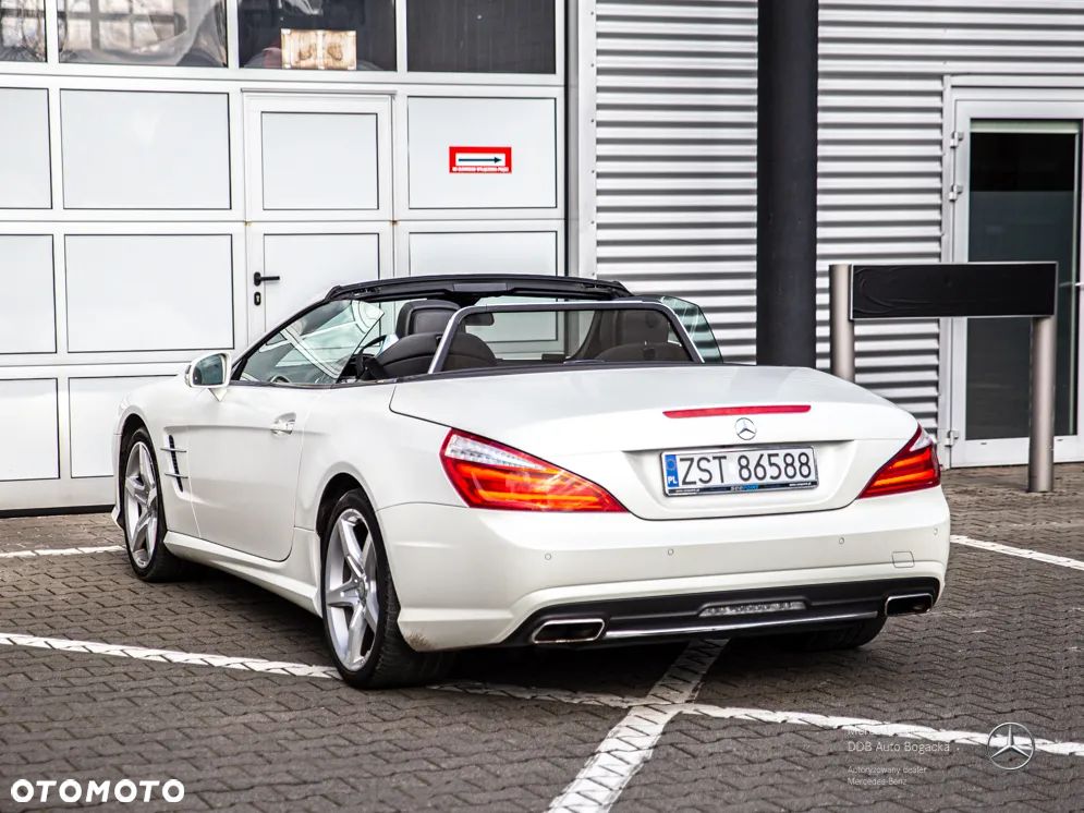 Mercedes-Benz SL 400 - 5