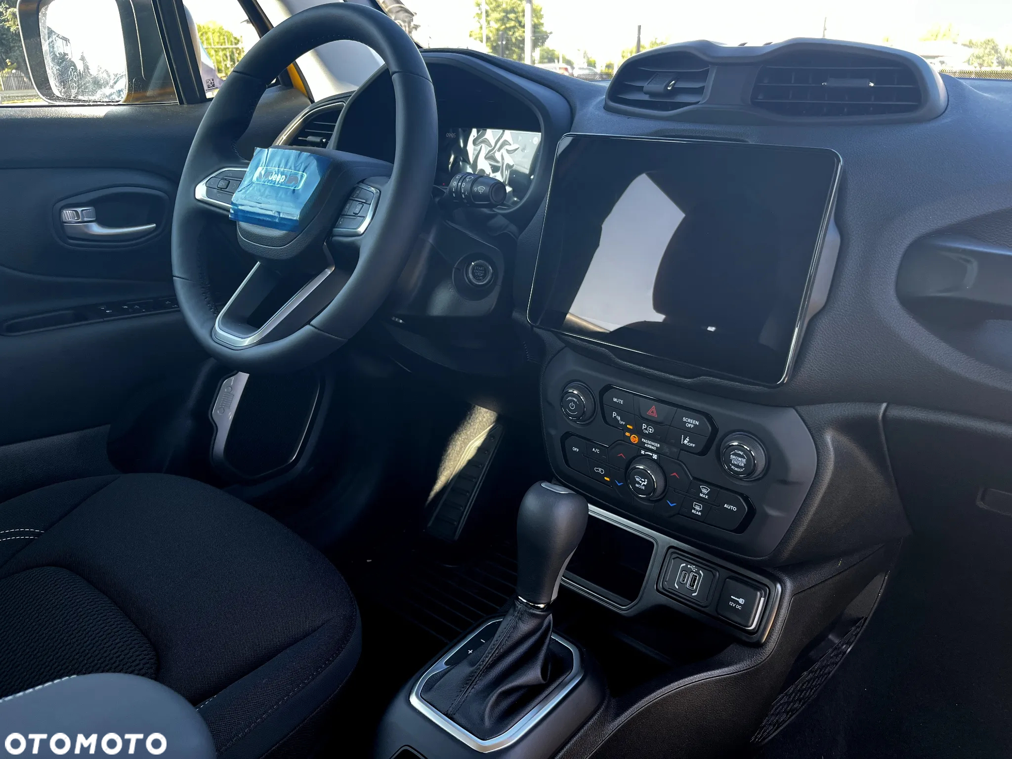 Jeep Renegade - 13