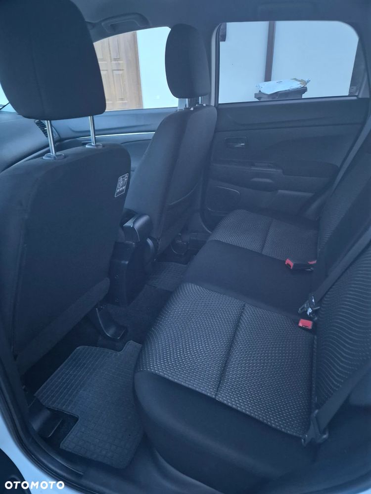 Mitsubishi ASX 1.8 DID Invite 4WD AS&G - 10