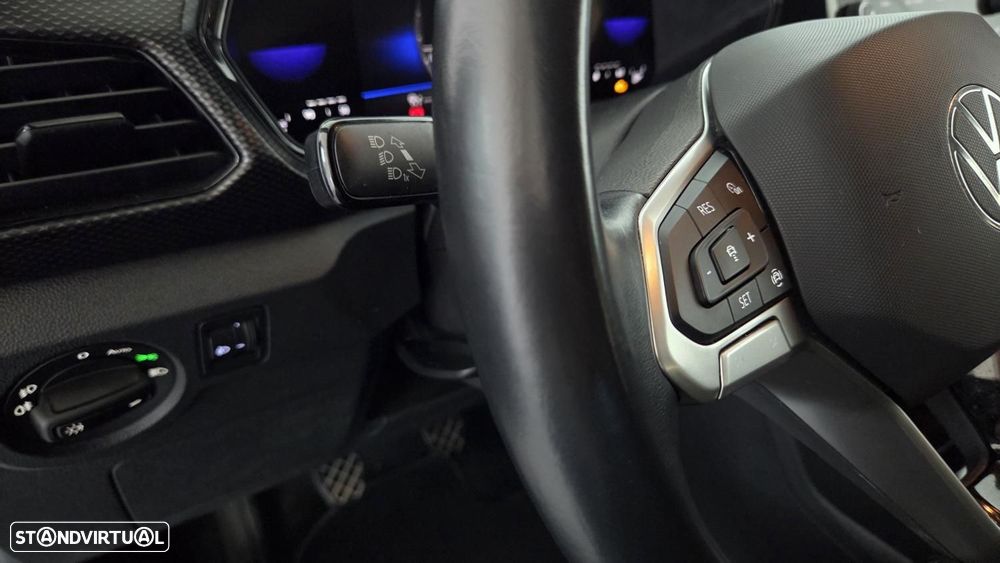 VW T-Cross 1.0 TSI Life - 11