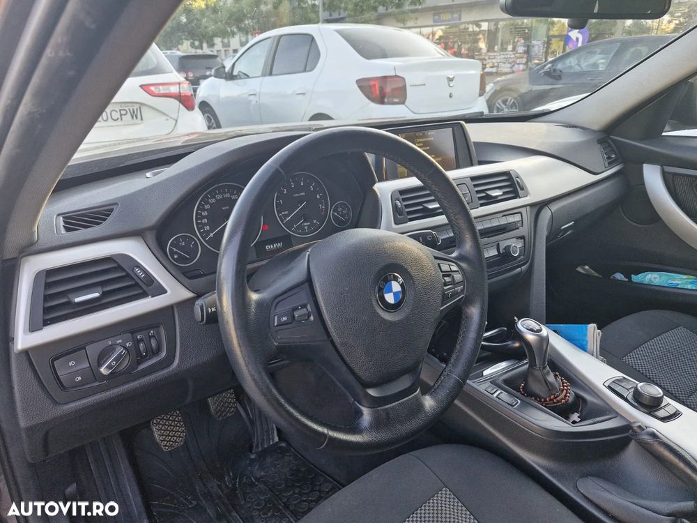 BMW Seria 3 316i - 8