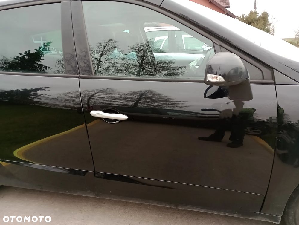 RENAULT SCENIC III drzwi prawe przednie prawy przód TEGNE - 1