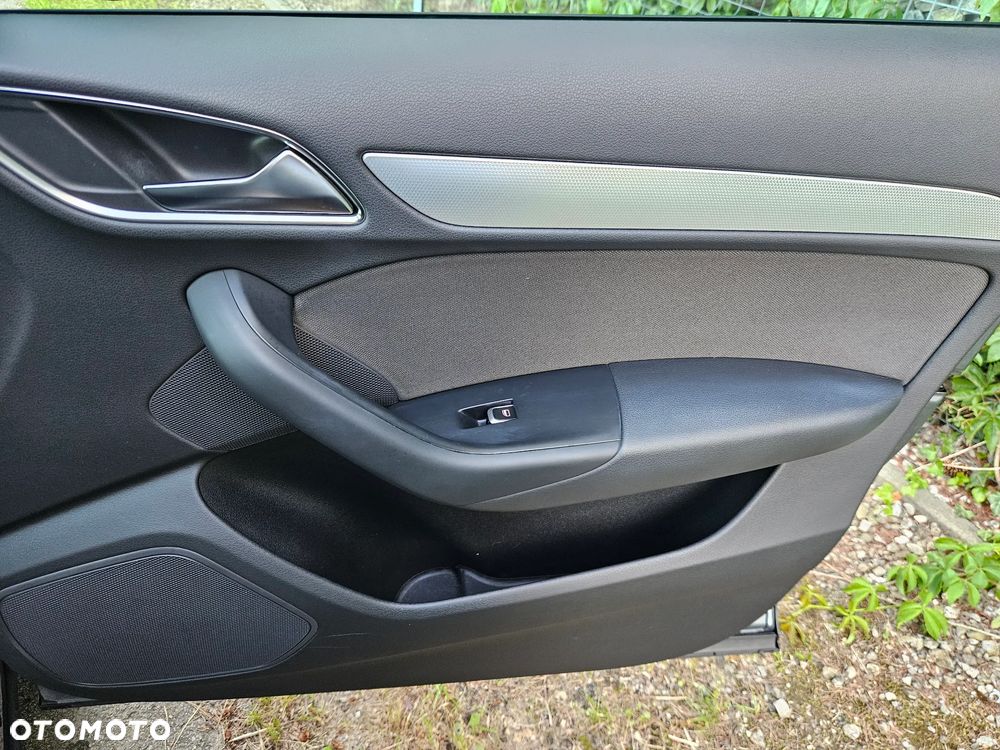 Audi Q3 1.4 TFSI Design - 32