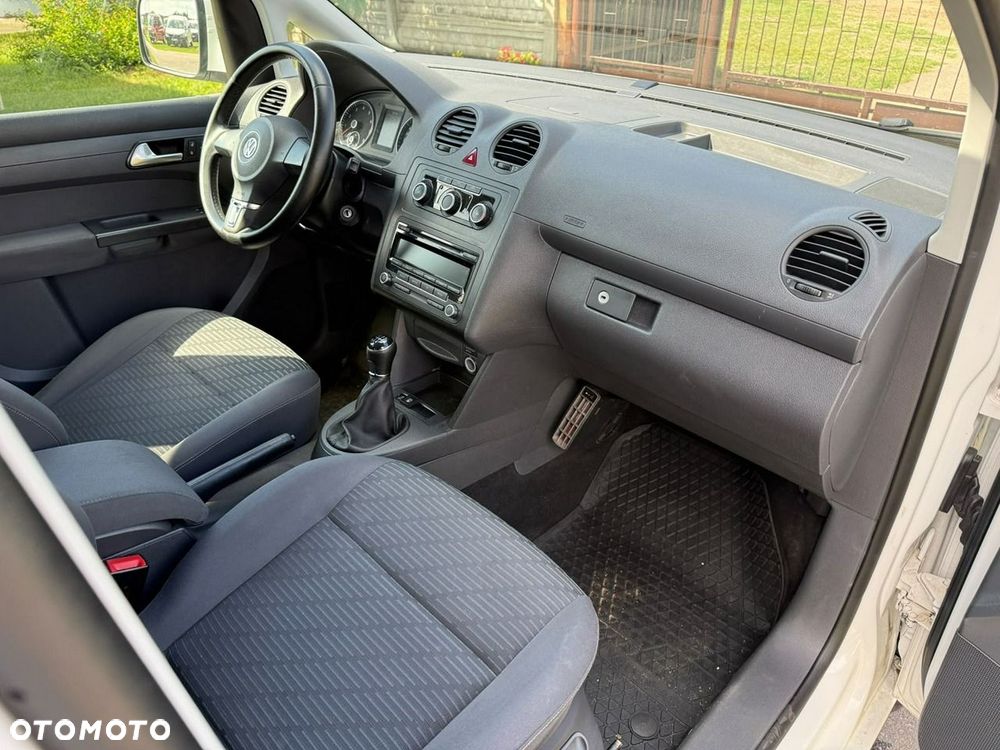 Volkswagen Caddy - 9