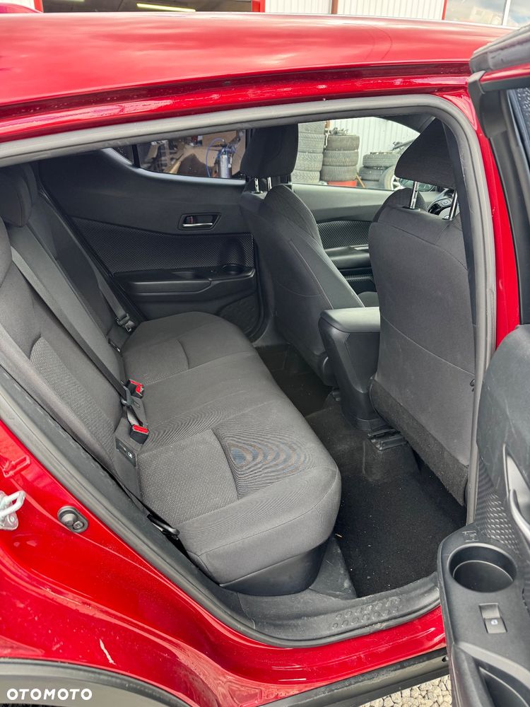 Toyota C-HR - 8