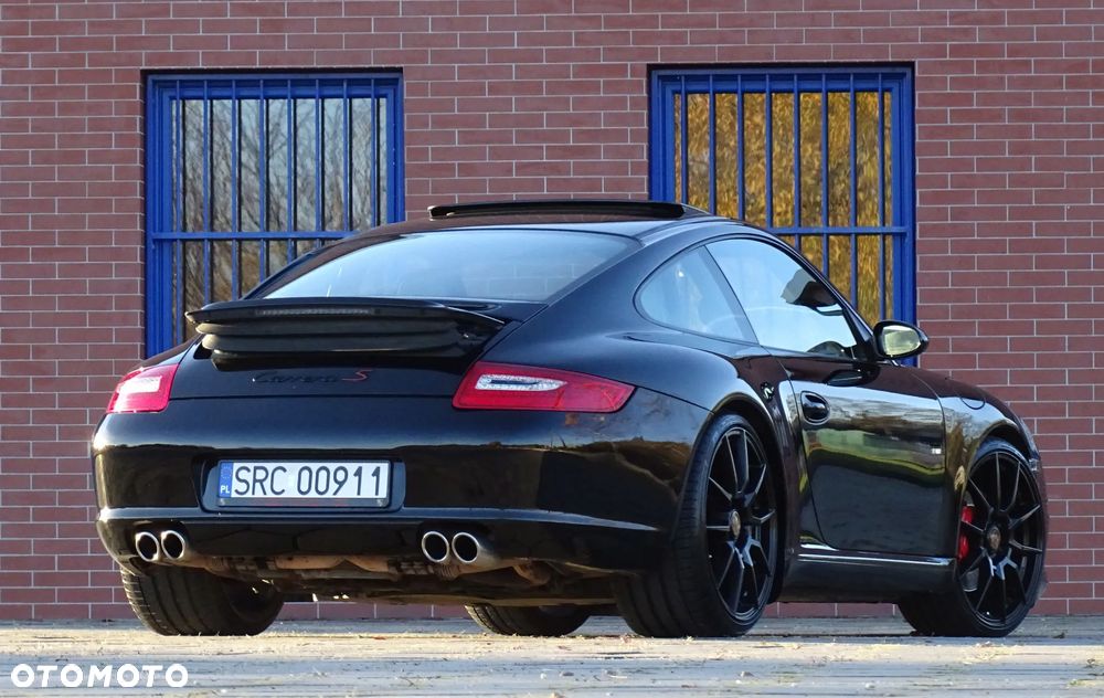 Porsche 911 Carrera S - 5