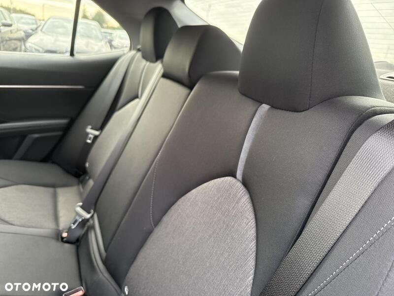 Toyota Camry 2.5 Hybrid Comfort CVT - 20