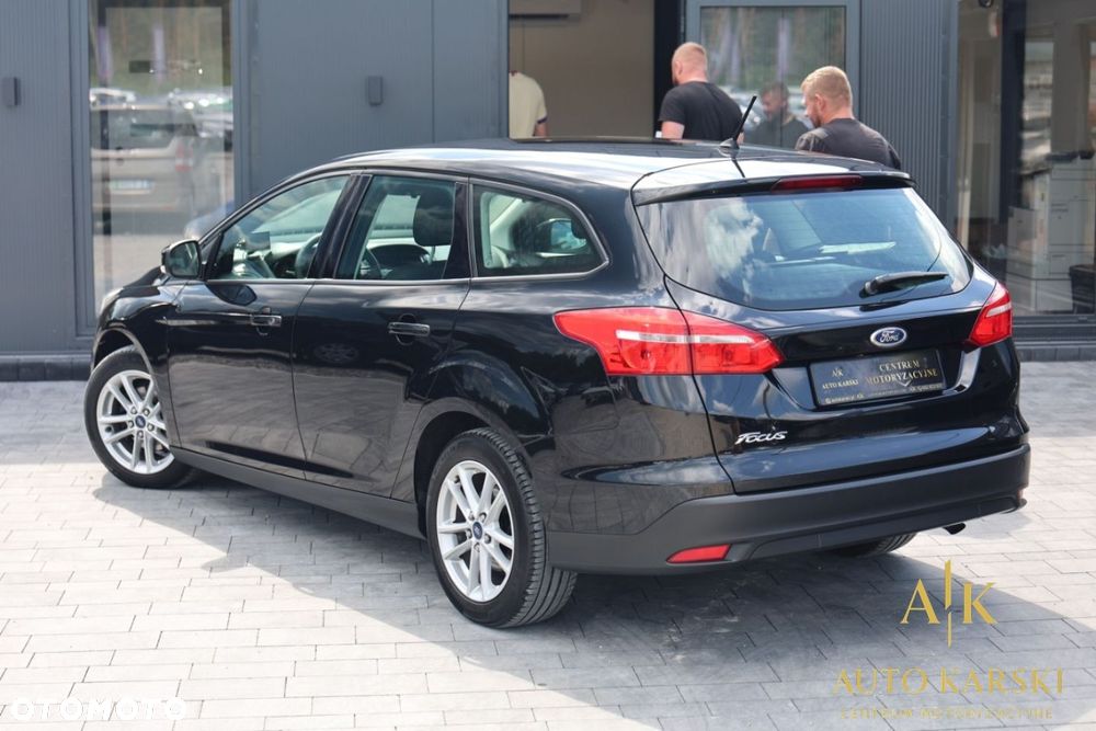 Ford Focus - 10