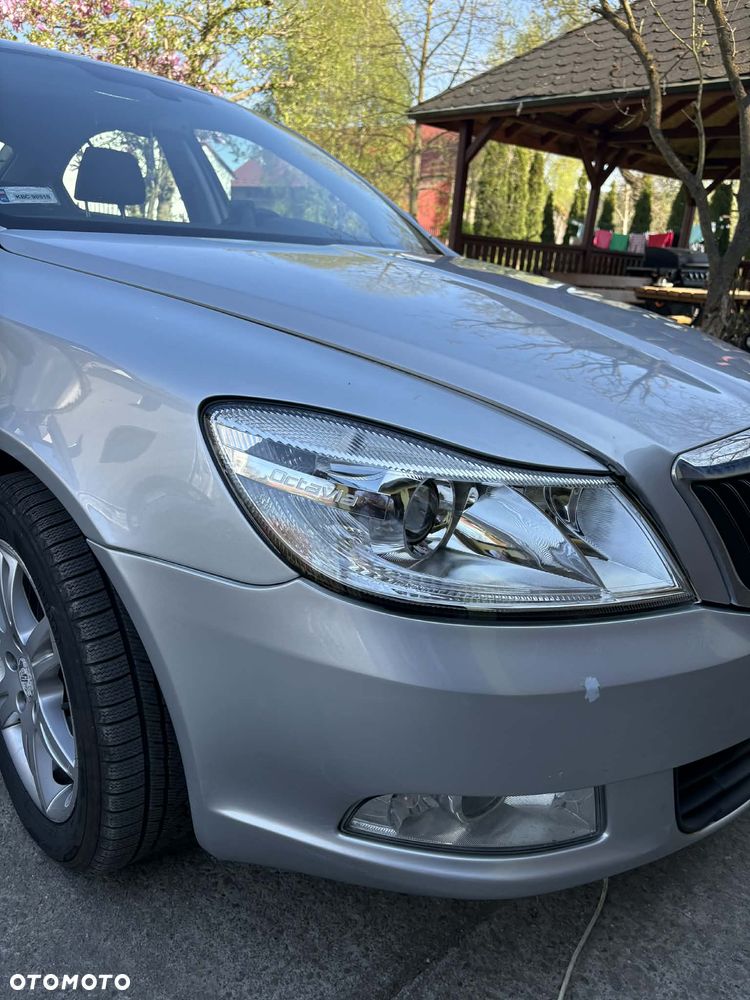 Skoda Octavia 1.6 TDI Ambiente DSG - 14