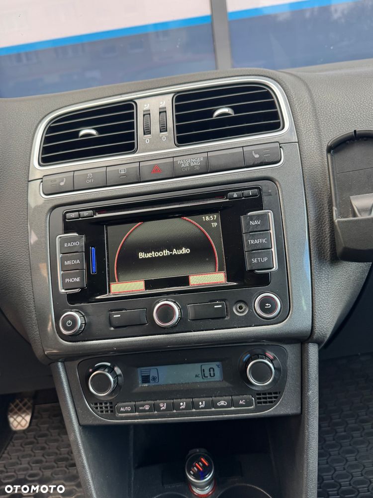 Volkswagen Polo - 15