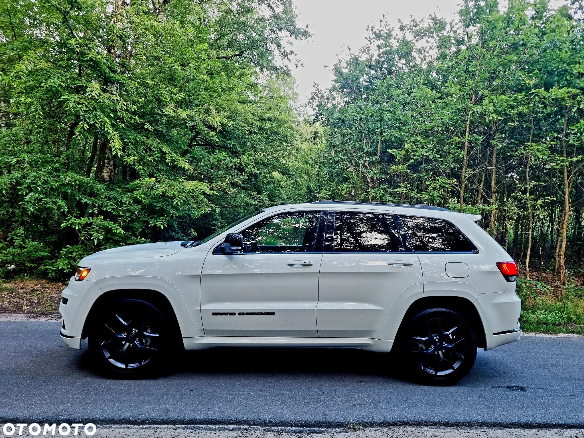 Jeep Grand Cherokee - 1