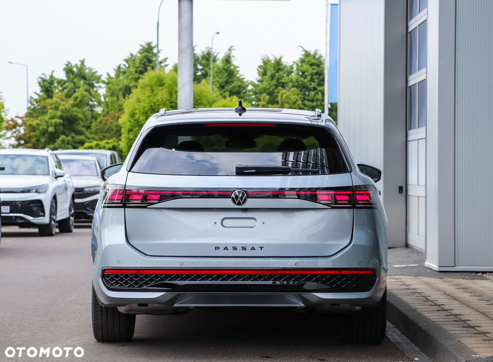 Volkswagen Passat - 5