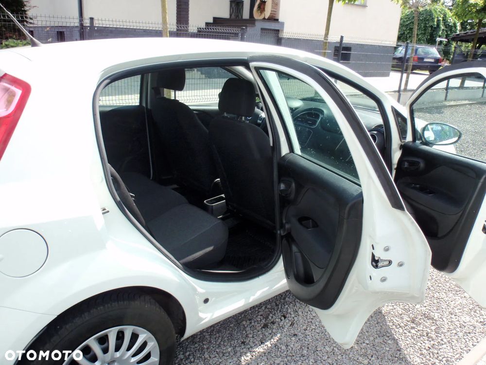 Fiat Punto 1.4 Easy S&S Euro6 - 8