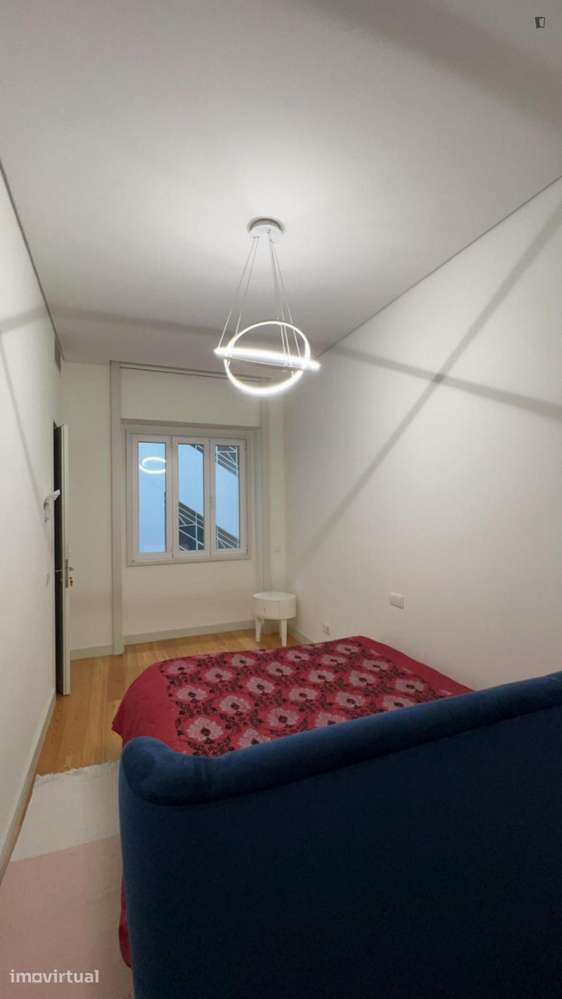 Quarto - localizado em Marquês de Pombal Lisbon - Grande imagem: 2/13