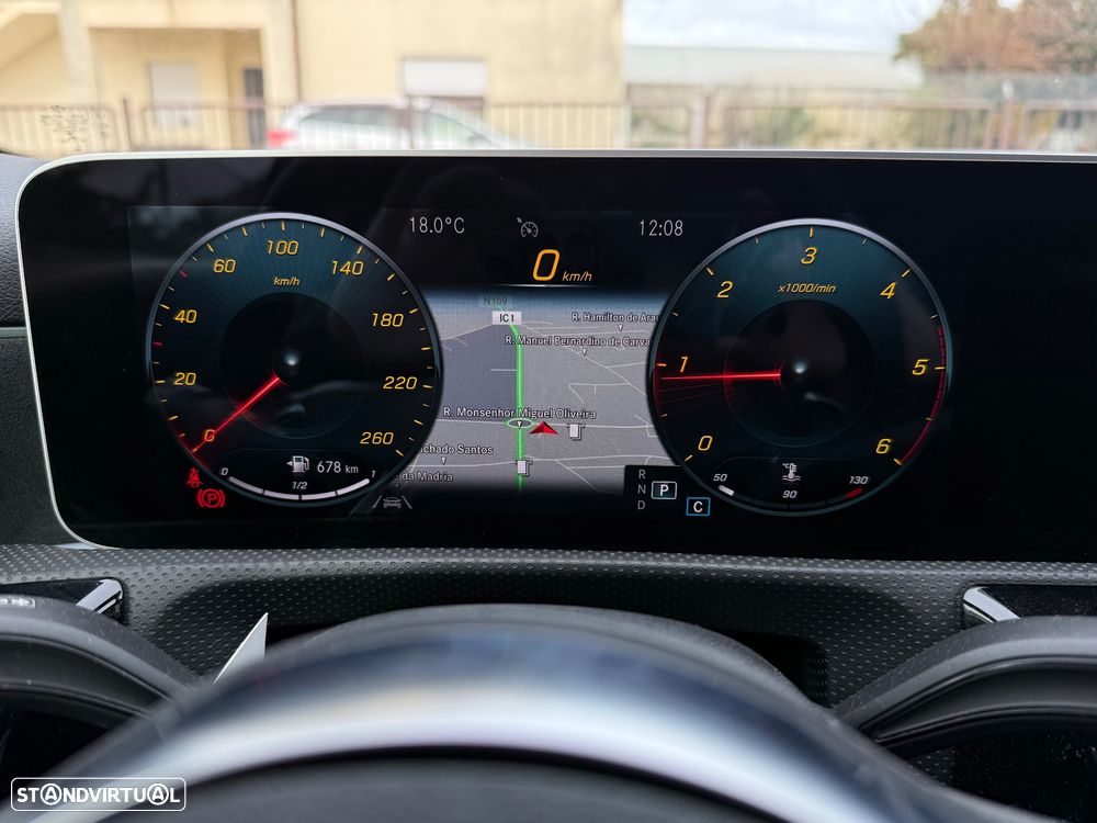 Mercedes-Benz A 180 d 7G-DCT AMG Line - 34