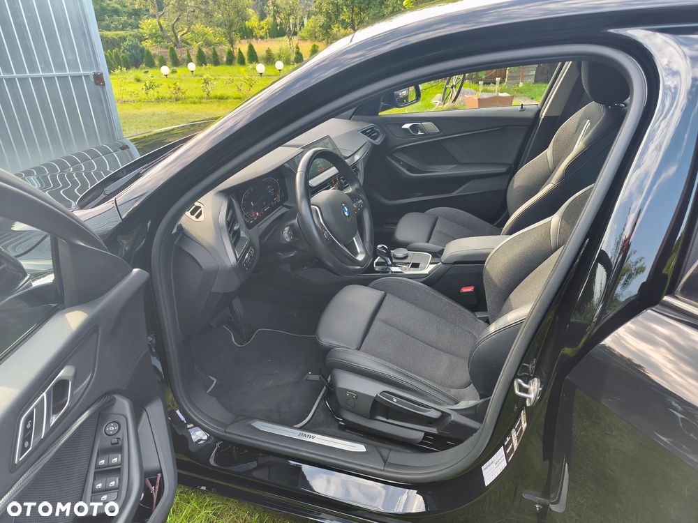 BMW Seria 1 120i Sport Line sport - 13