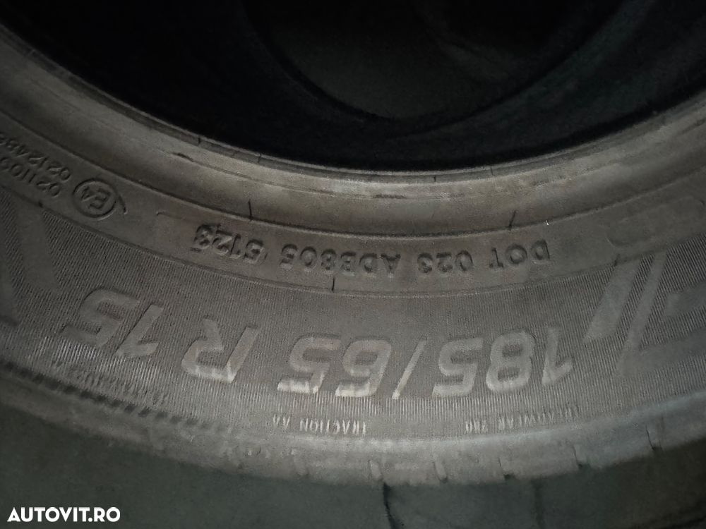 Vând 4 anvelope 185/65/15 vredestein de vară noi - 4