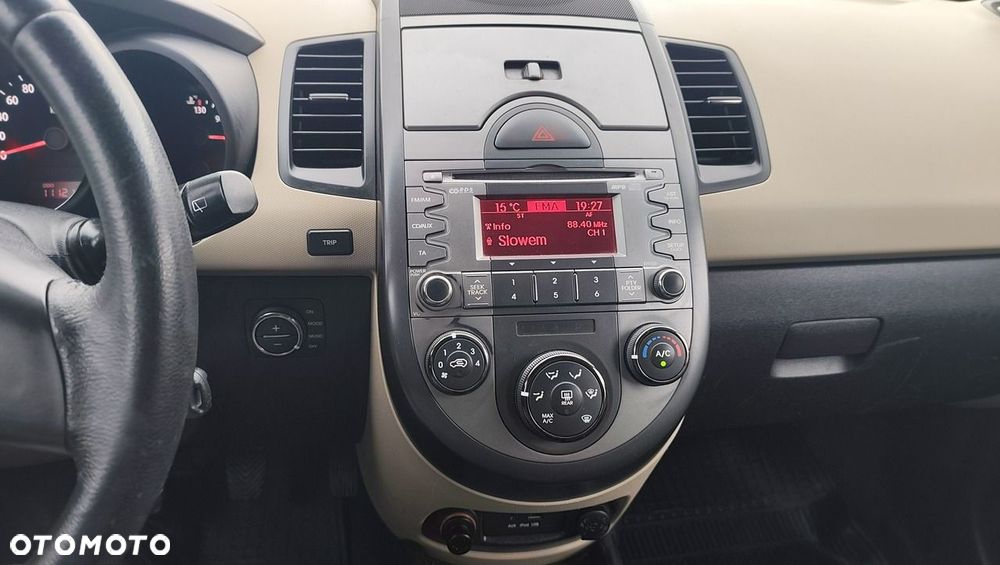 Kia Soul 1.6 CVVT - 10