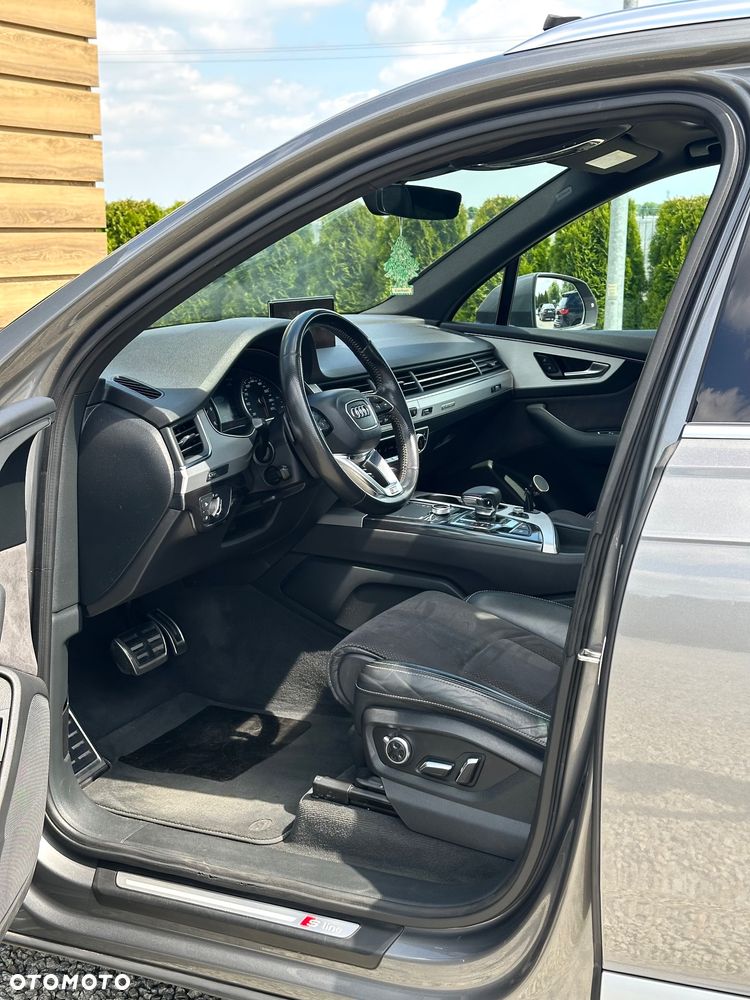 Audi Q7 - 15