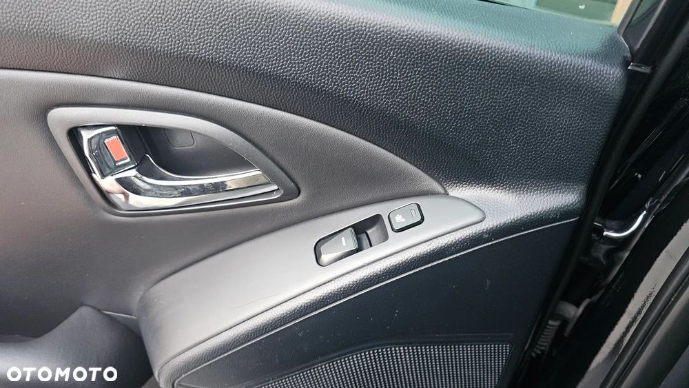 Hyundai ix35 2.0 CRDi Premium 2WD - 9