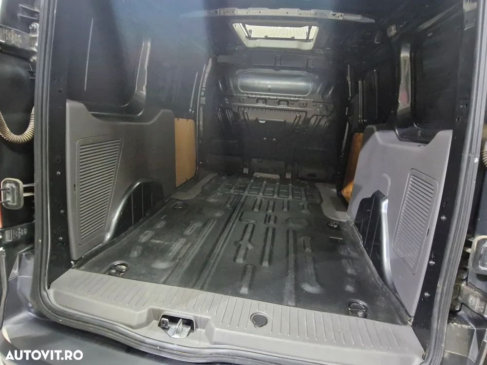 Ford TRANZIT CONNECT - 5