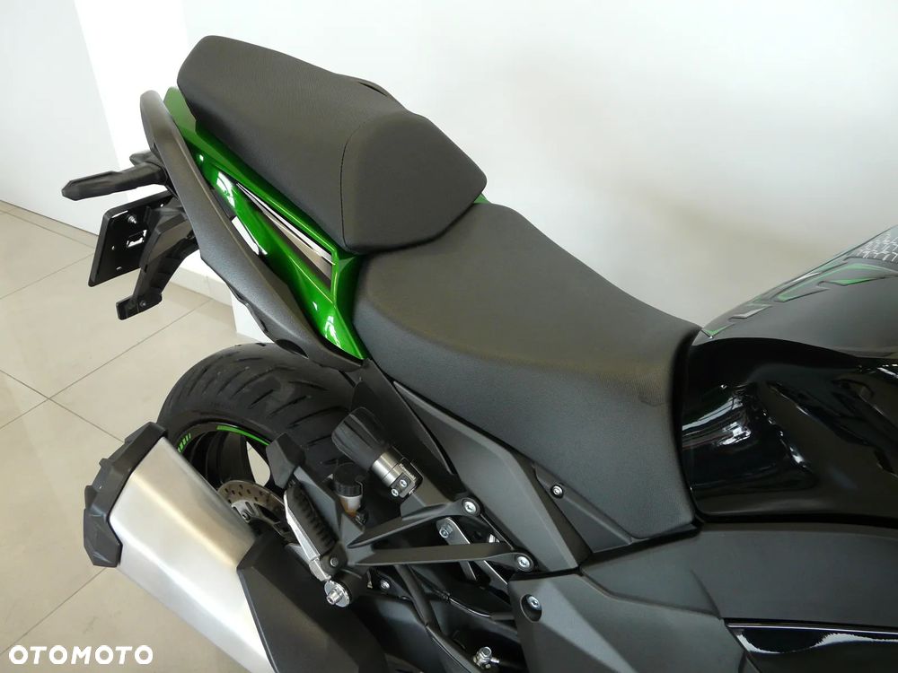 Kawasaki Ninja 1000 SX - 26