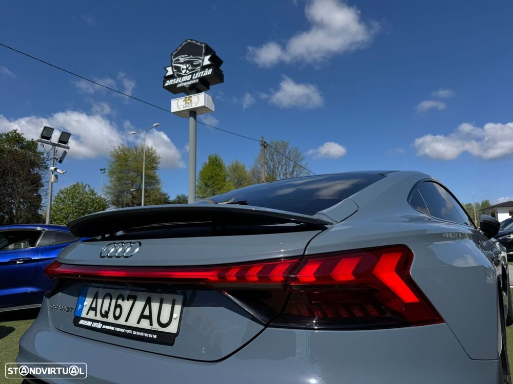 Audi e-tron GT quattro - 15