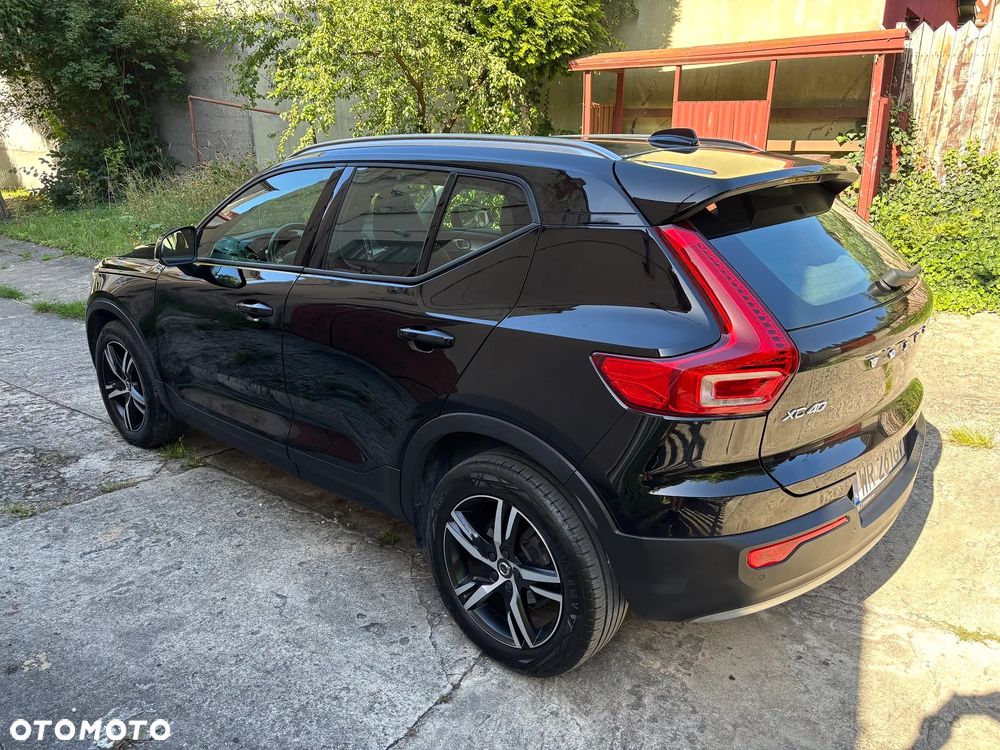 Volvo XC 40 - 3