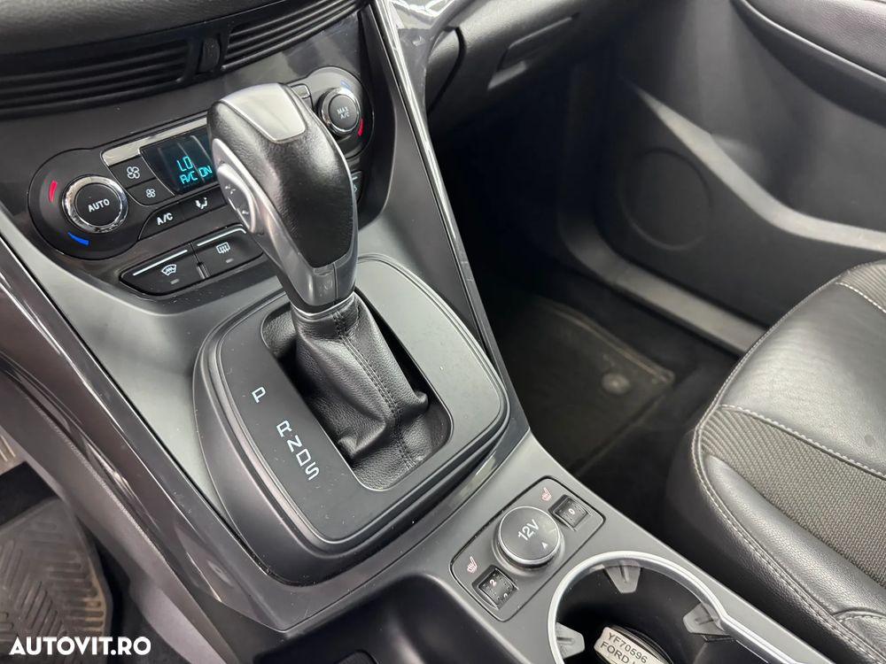 Ford Kuga 2.0 TDCi 4WD Powershift Individual - 22