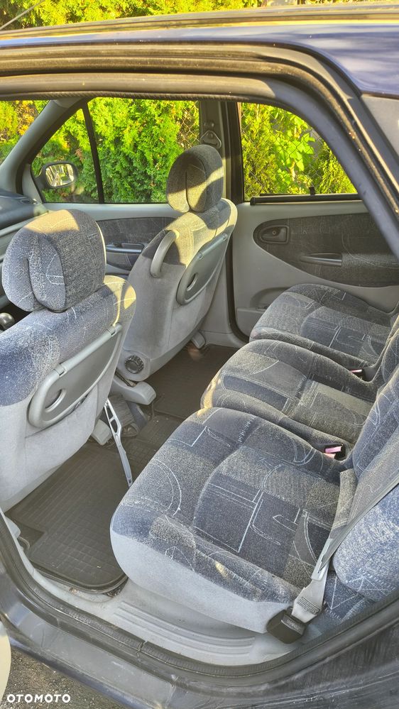 Renault Scenic - 7