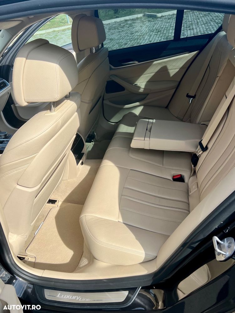BMW Seria 5 520d AT - 8
