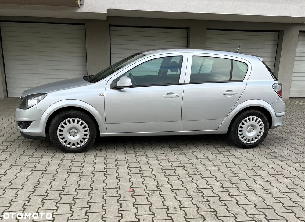 Opel Astra 1.6 - 4