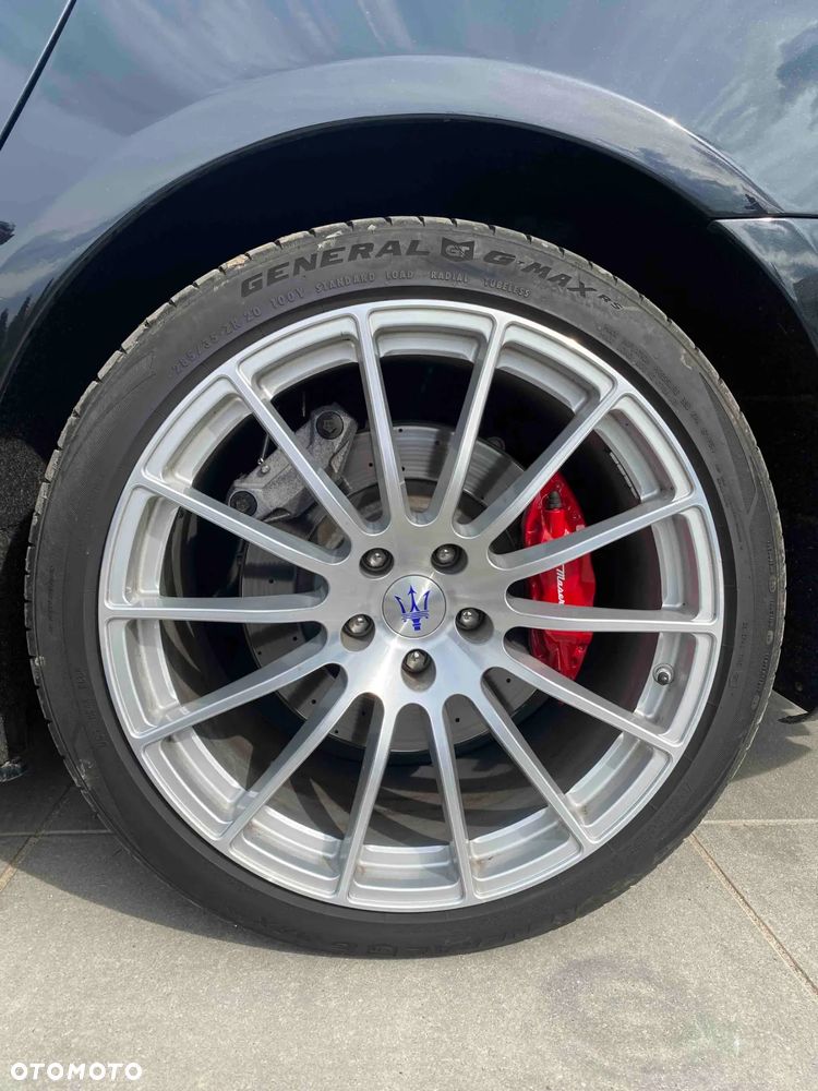 Maserati Quattroporte GranSport S - 28