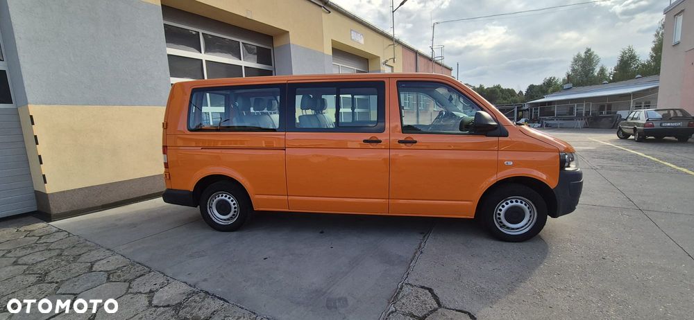 Volkswagen Transporter Caravelle Lang Trendline - 3