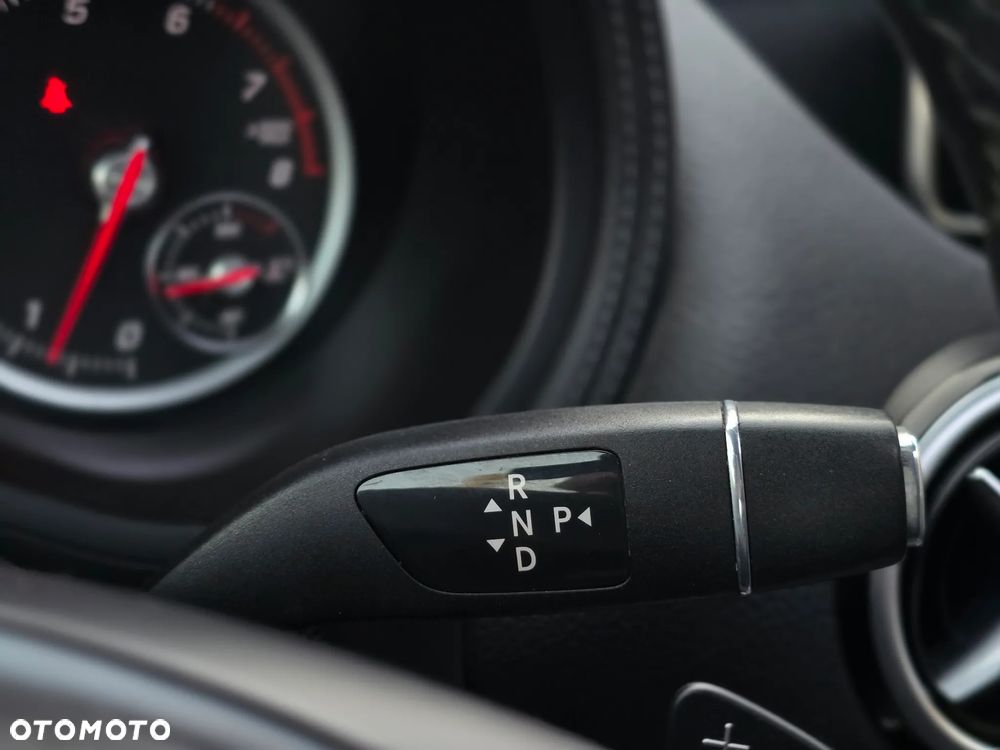 Mercedes-Benz Klasa B - 34