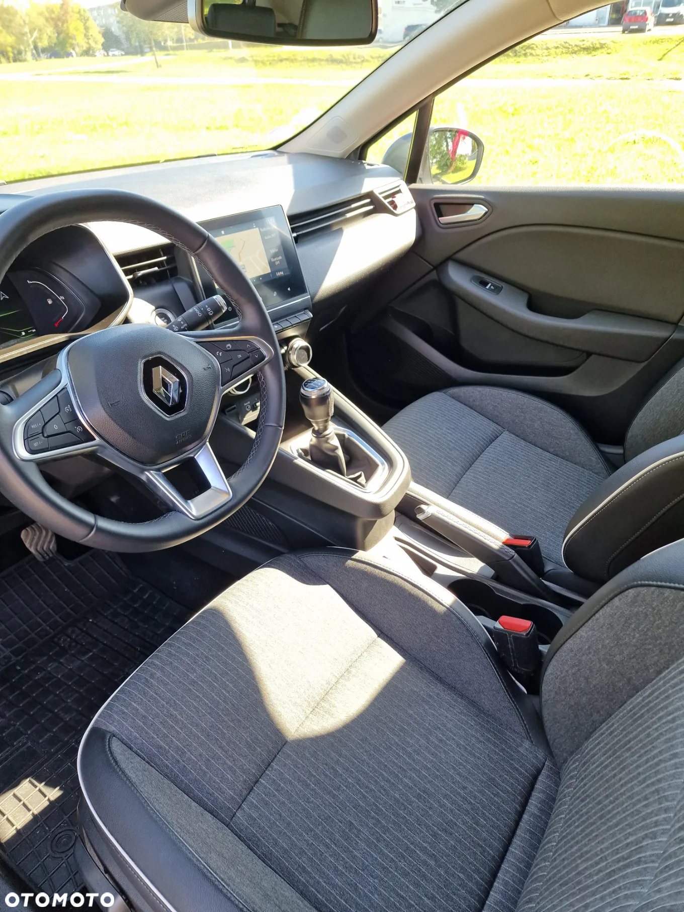 Renault Clio 1.0 TCe Intens - 9