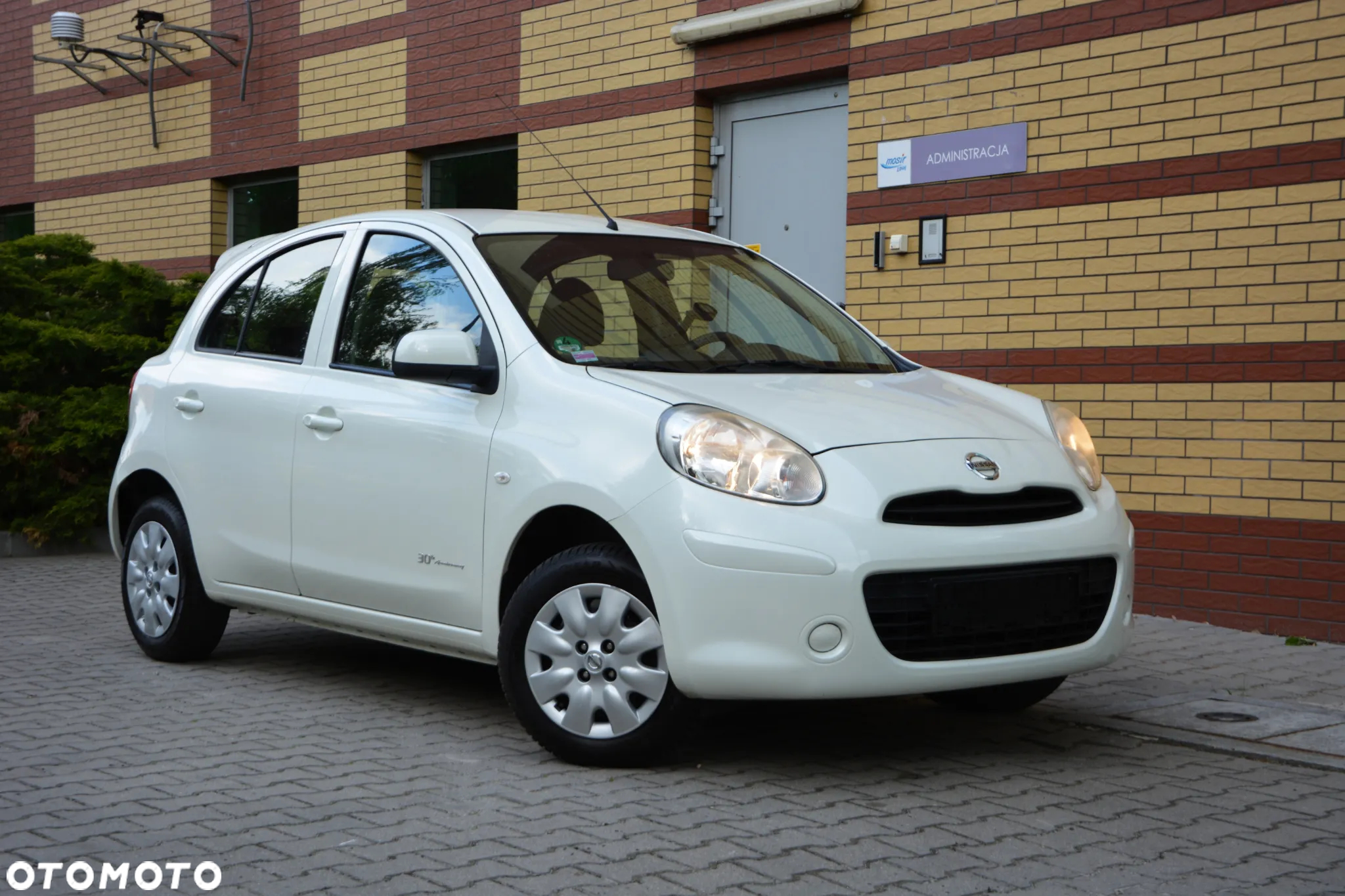 Nissan Micra 1.2 30th Anniversary - 17