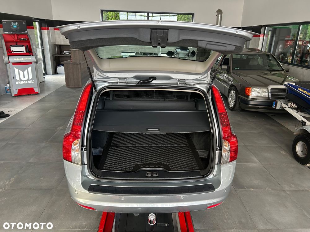 Volvo V50 D2 Business Edition - 23