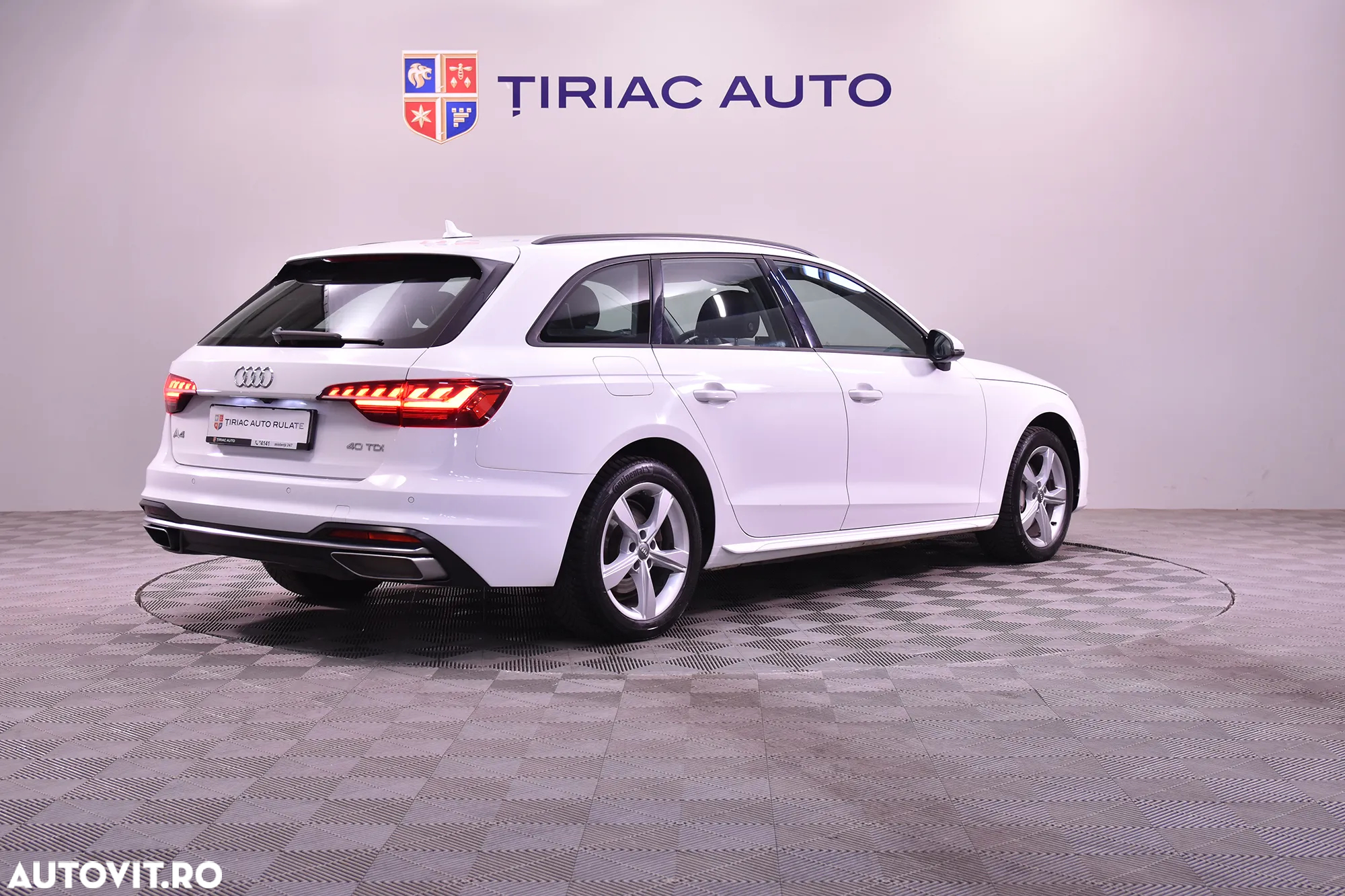 Audi A4 Avant 2.0 40 TDI S tronic Basic - 5