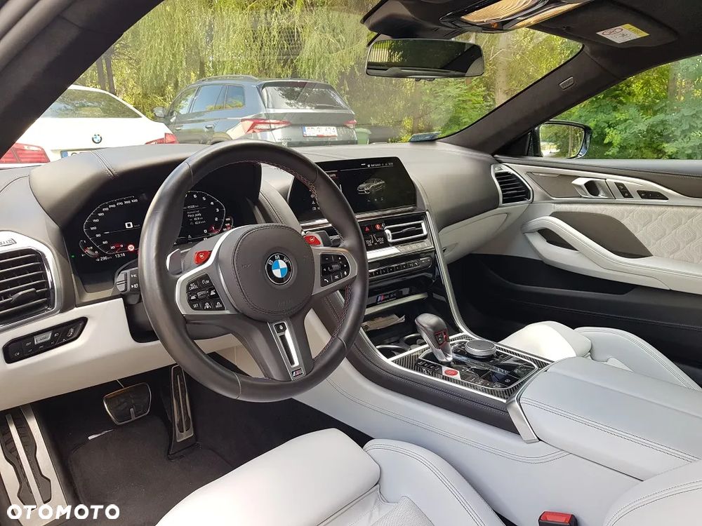 BMW M8 - 10