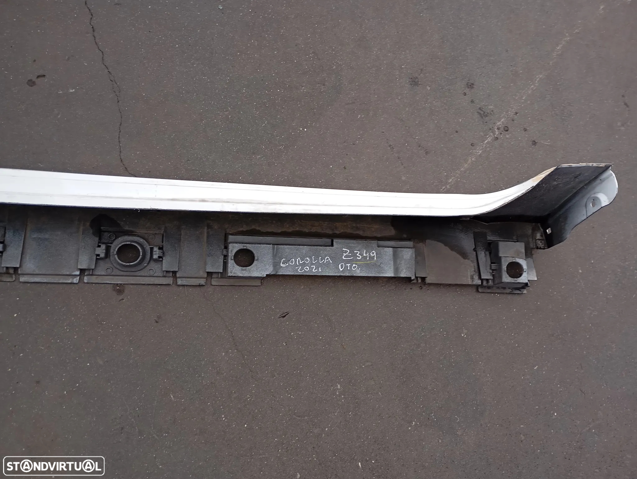 TOYOTA COROLLA E21 EMBALADEIRA DIREITA - Z349 - 6