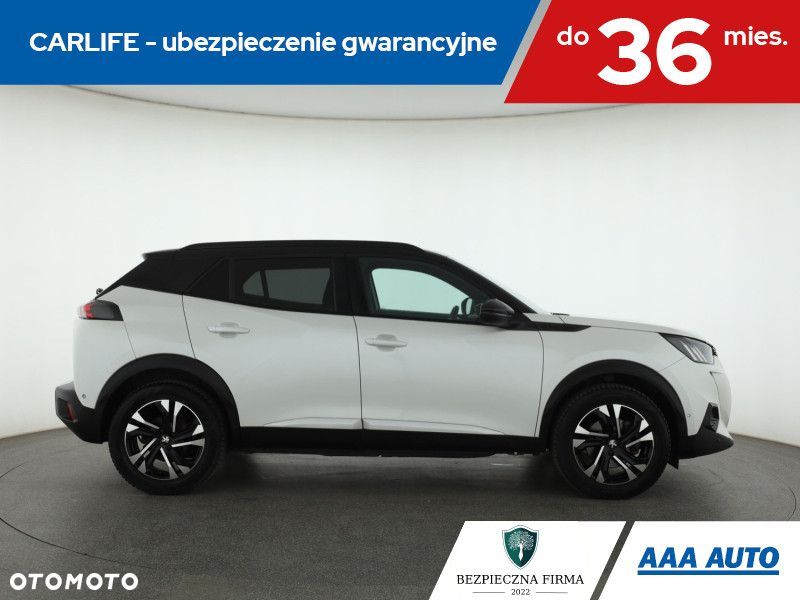 Peugeot 2008 - 8