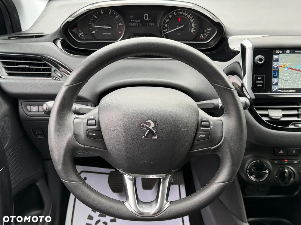 Peugeot 208 1.2 PureTech Style - 6