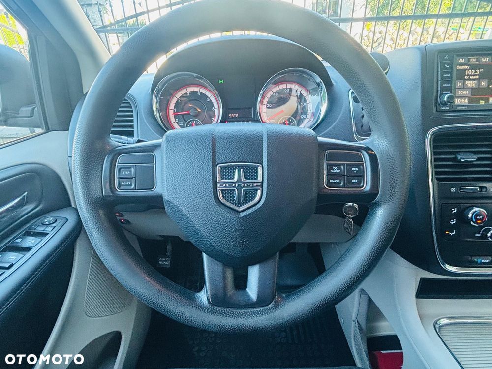 Dodge Grand Caravan 3.6 Express - 23